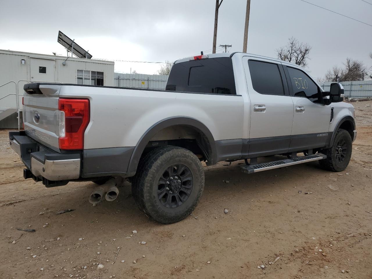 2017 FORD F250 SUPER - Image 3