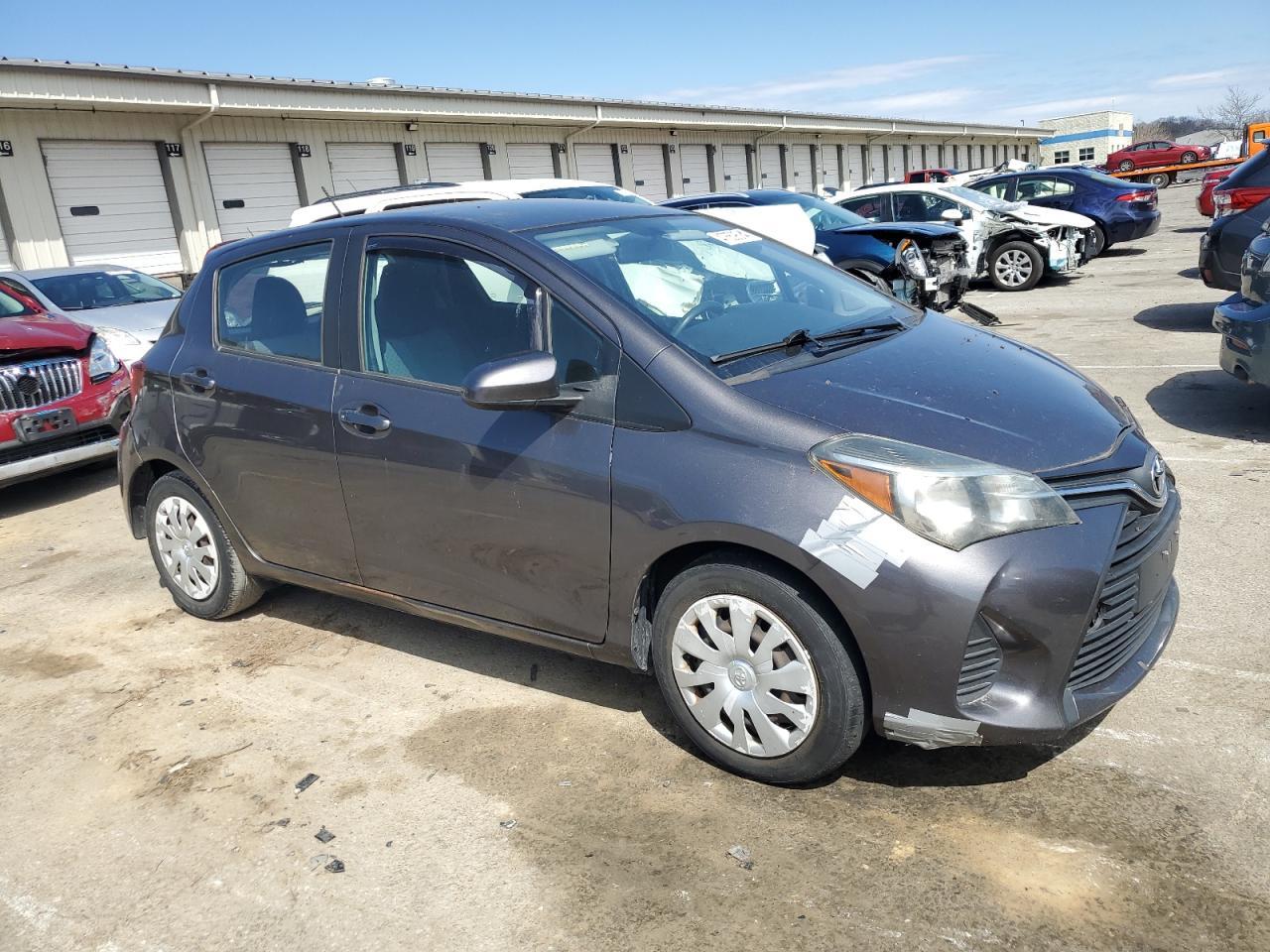 2015 TOYOTA YARIS - Фото 4