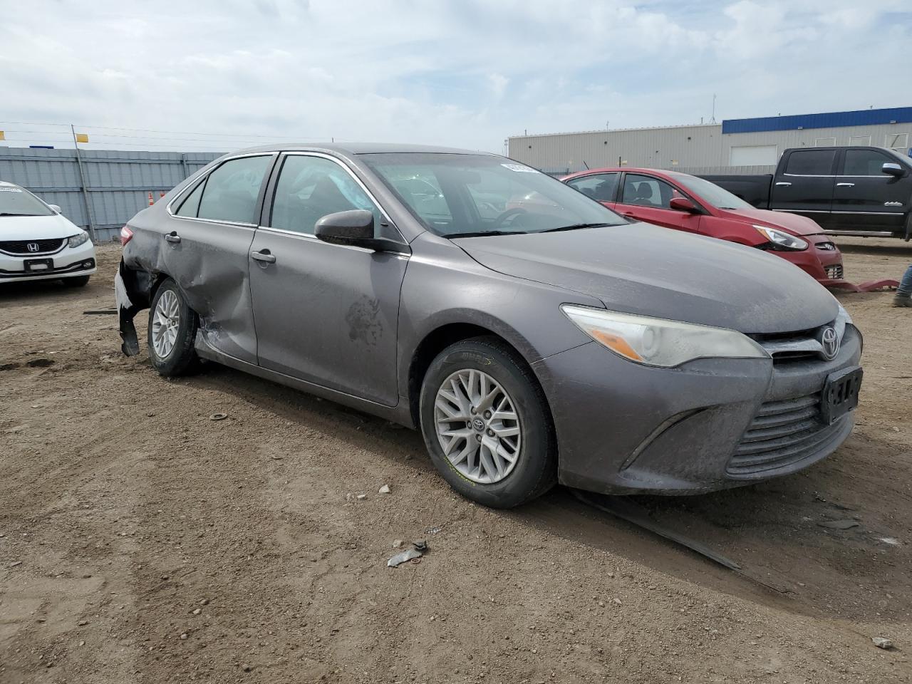 2016 TOYOTA CAMRY LE - Image 4