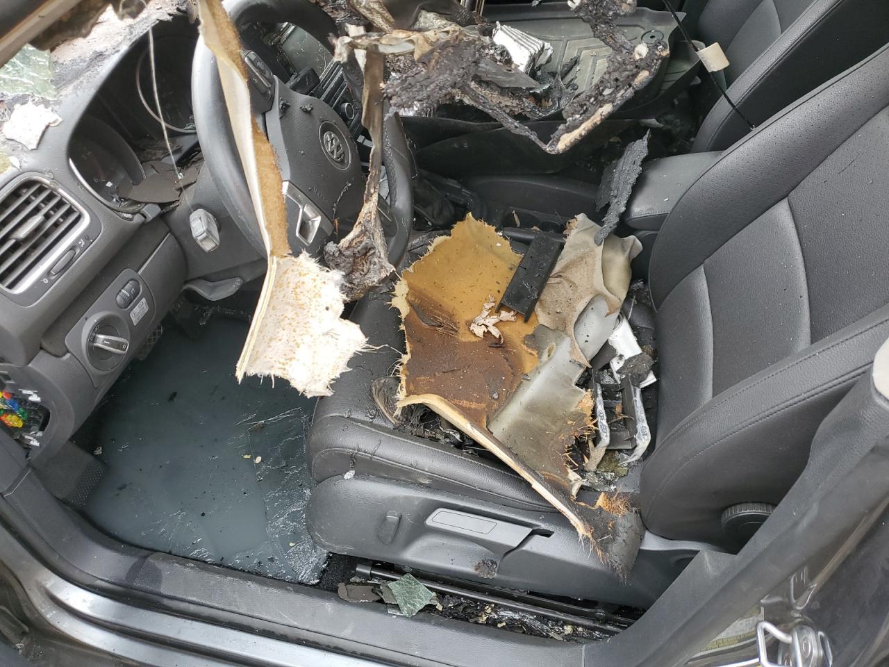2013 VOLKSWAGEN JETTA TDI - Image 7
