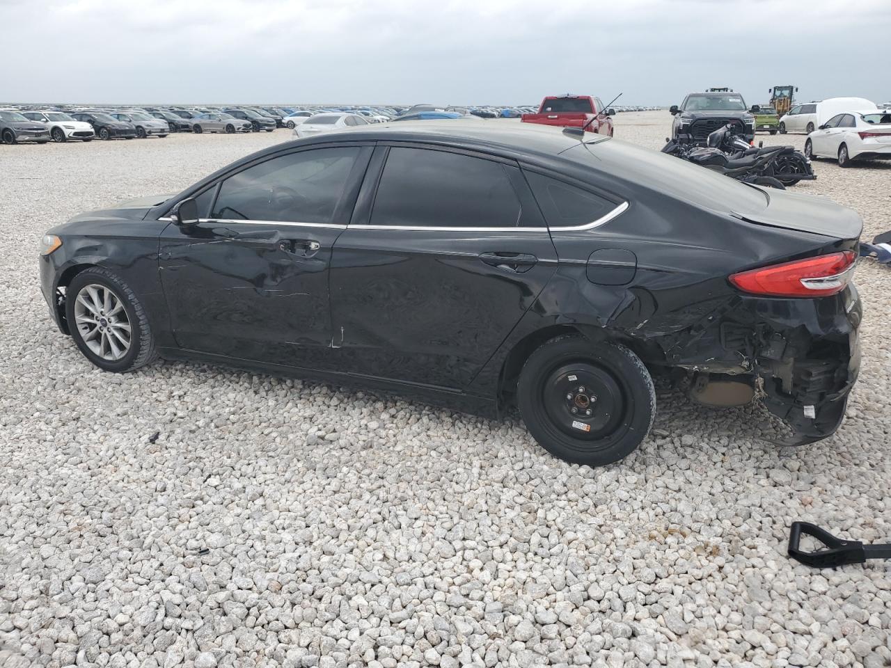 2017 FORD FUSION SE - Фото 2