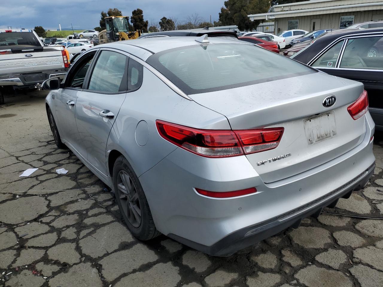 2019 KIA OPTIMA LX - Фото 2