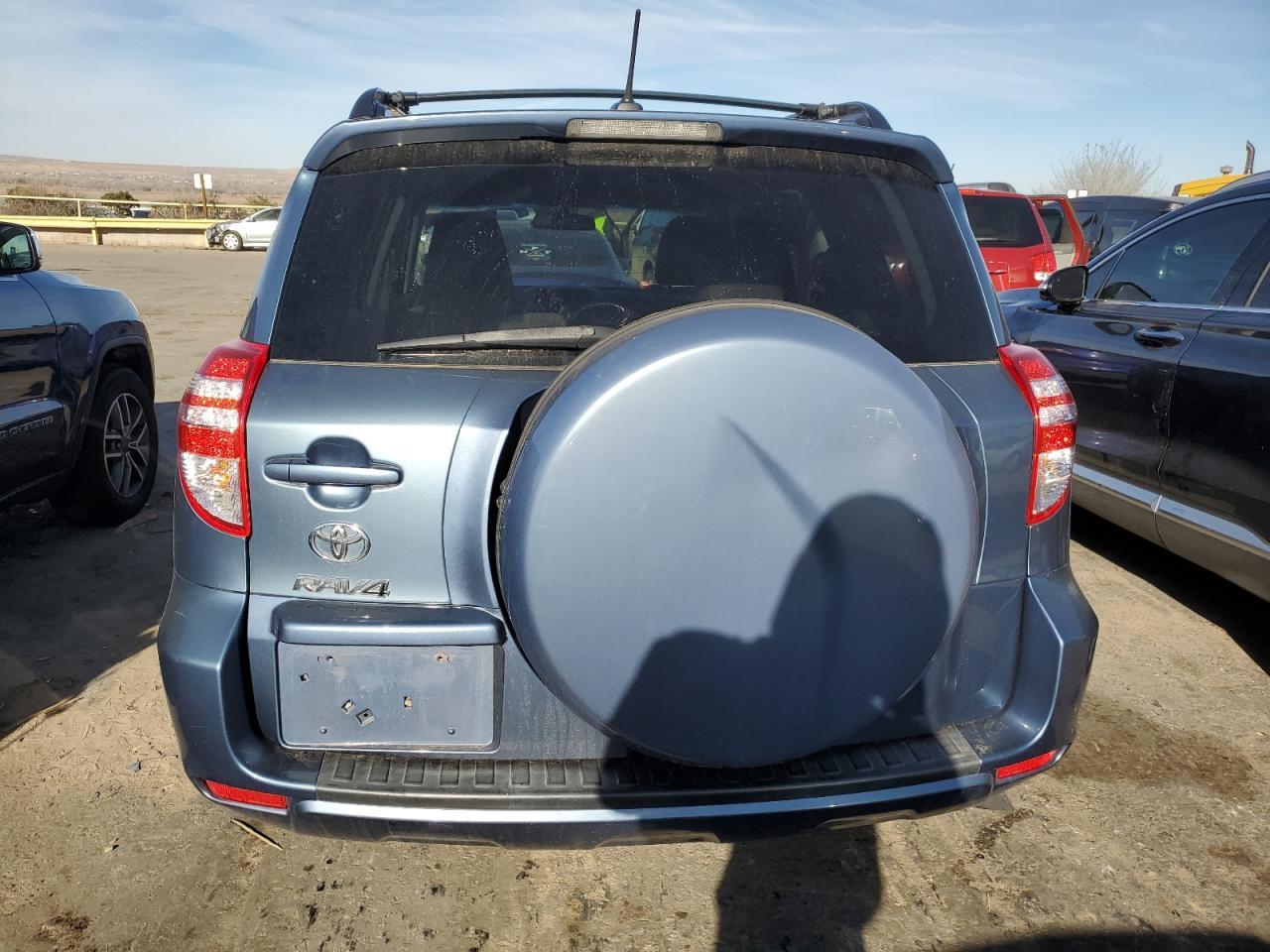 2011 TOYOTA RAV4 - Image 6