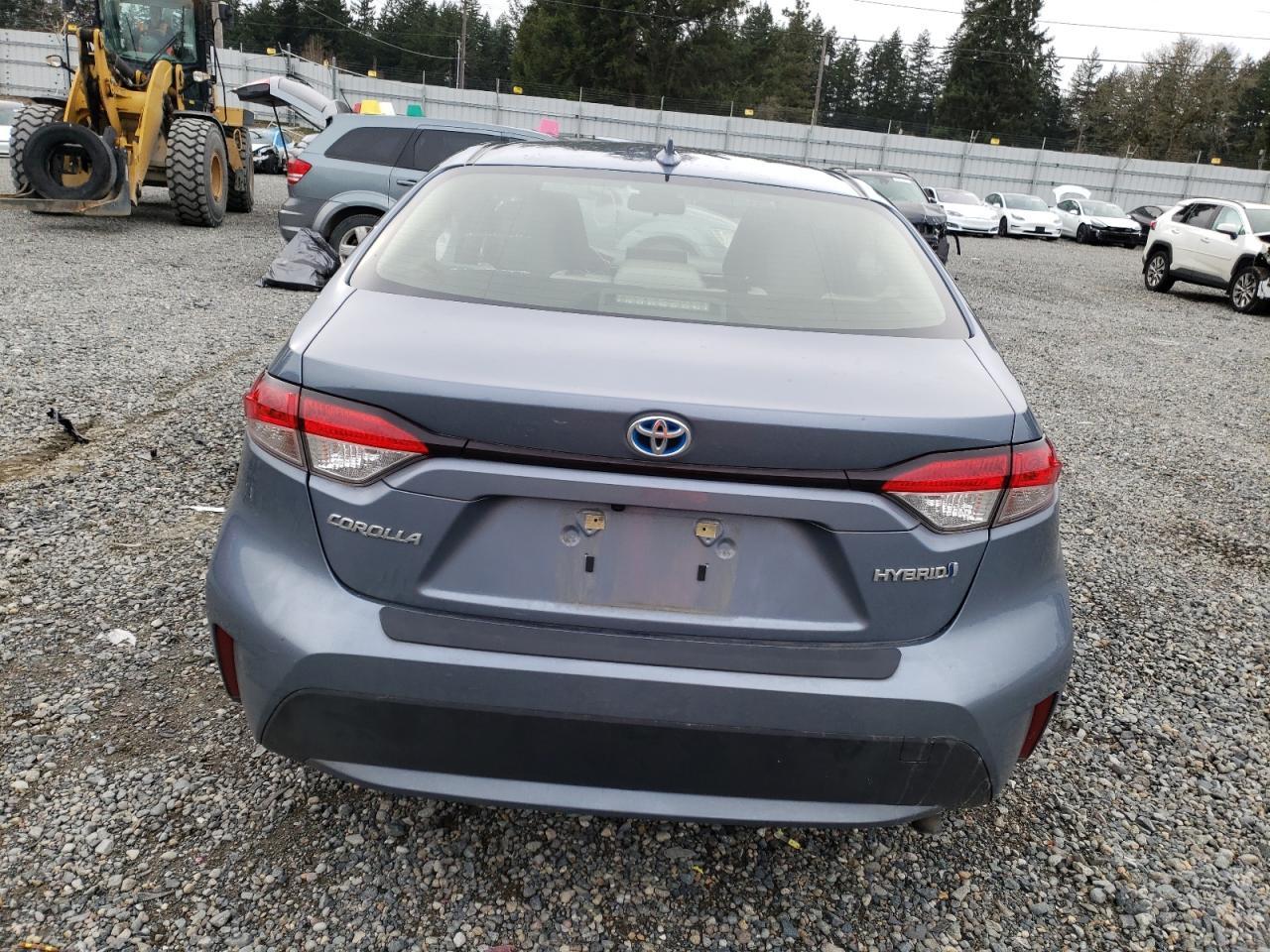 2021 TOYOTA COROLLA LE - Image 6