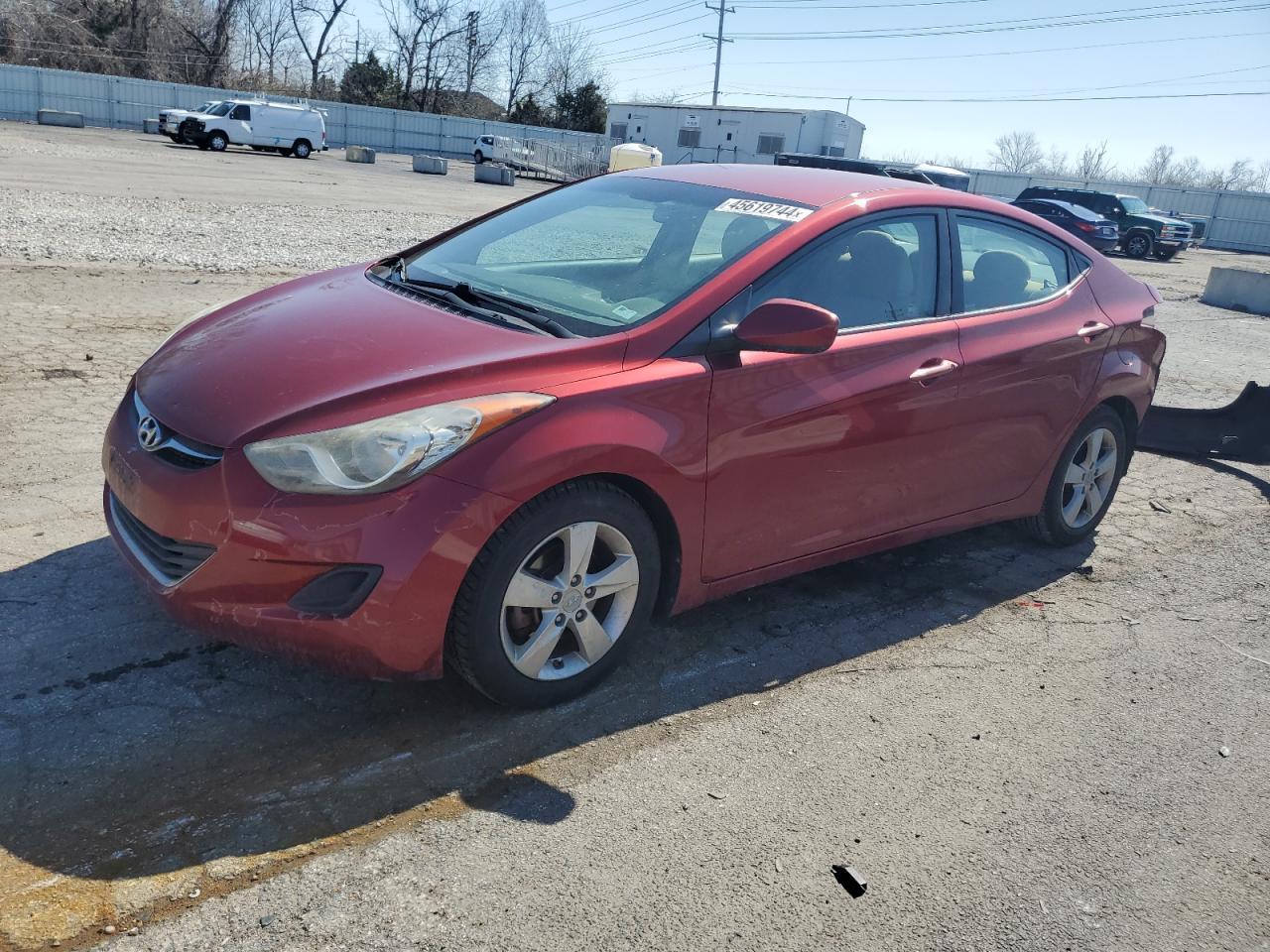 2013 HYUNDAI ELANTRA GL