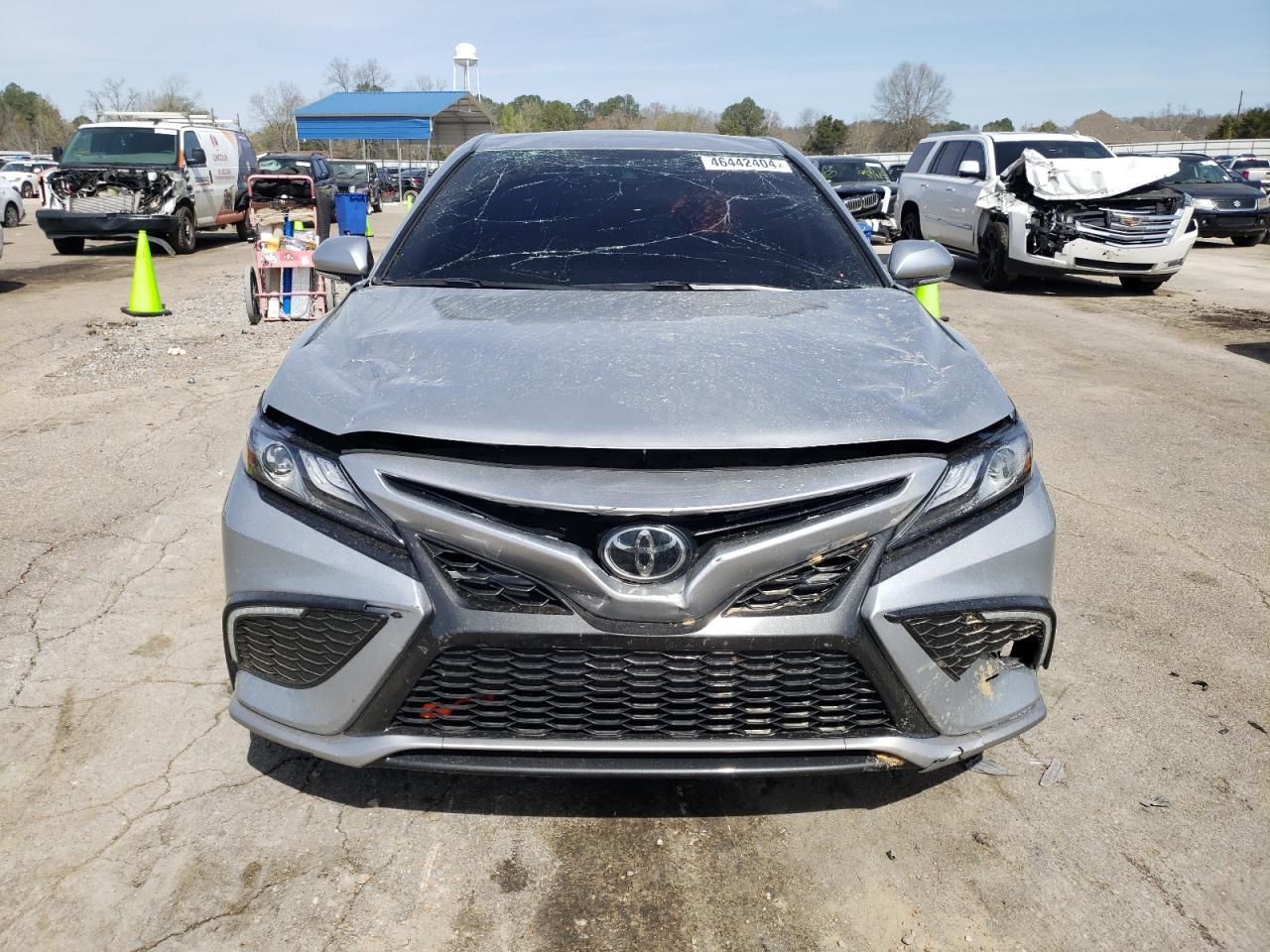 2022 TOYOTA CAMRY XSE - Image 5