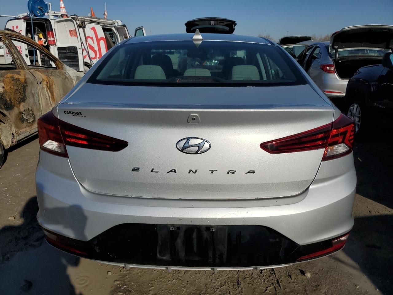 2019 HYUNDAI ELANTRA SE - Фото 6