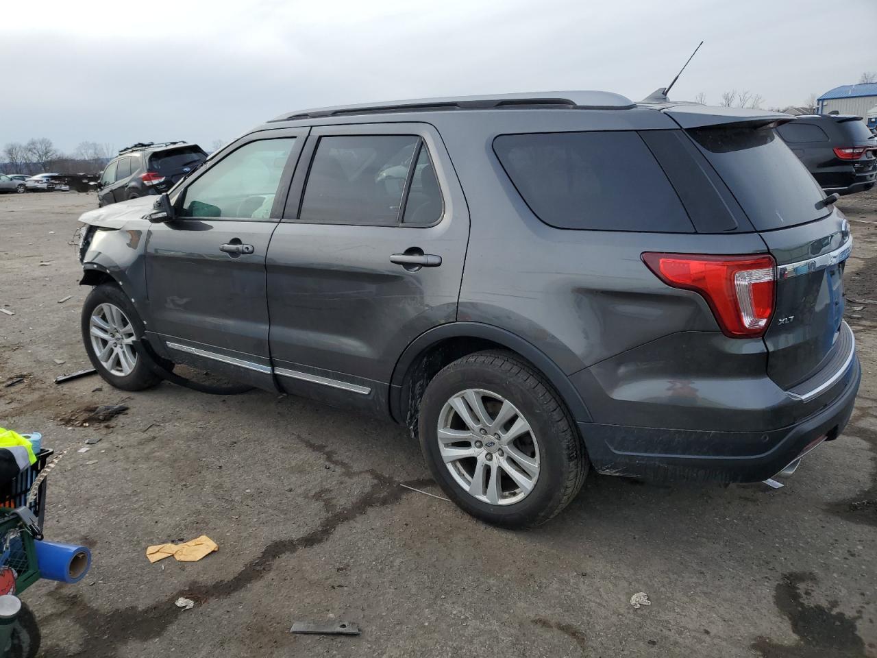 2018 FORD EXPLORER X - Фото 2