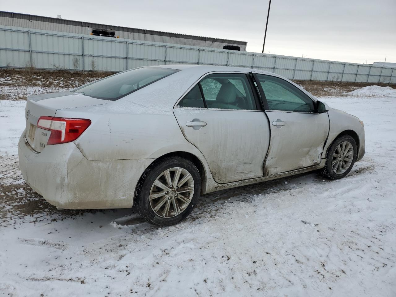 2012 TOYOTA CAMRY HYBR - Фото 3