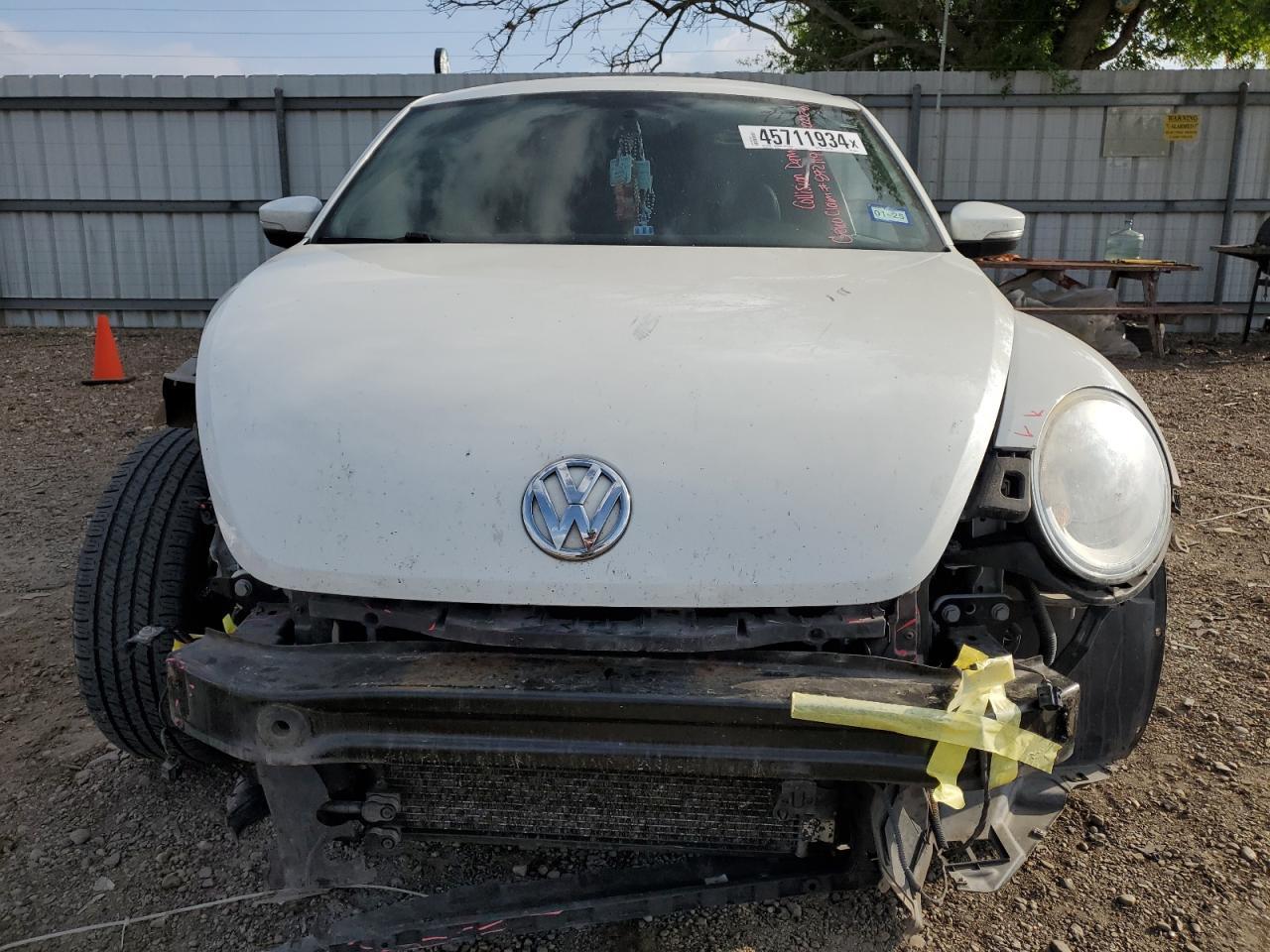 2014 VOLKSWAGEN BEETLE - Image 5