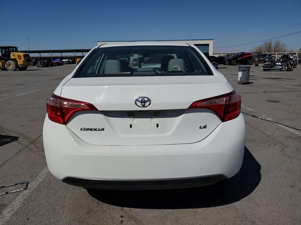 2019 TOYOTA COROLLA L - Фото 6