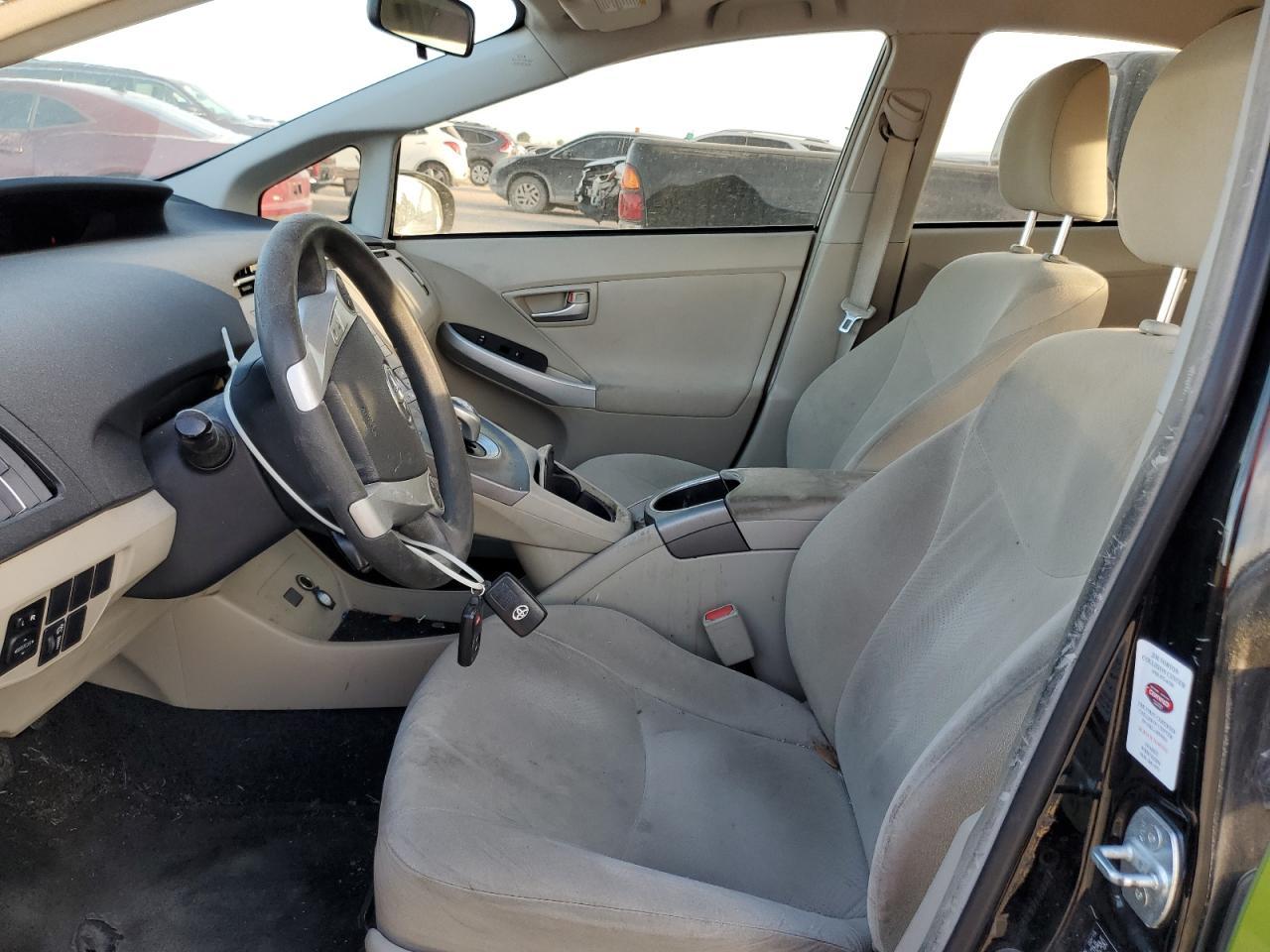 2015 TOYOTA PRIUS - Image 7