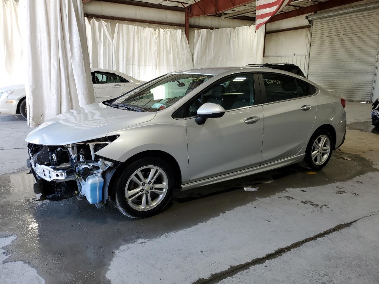 2017 CHEVROLET CRUZE LT