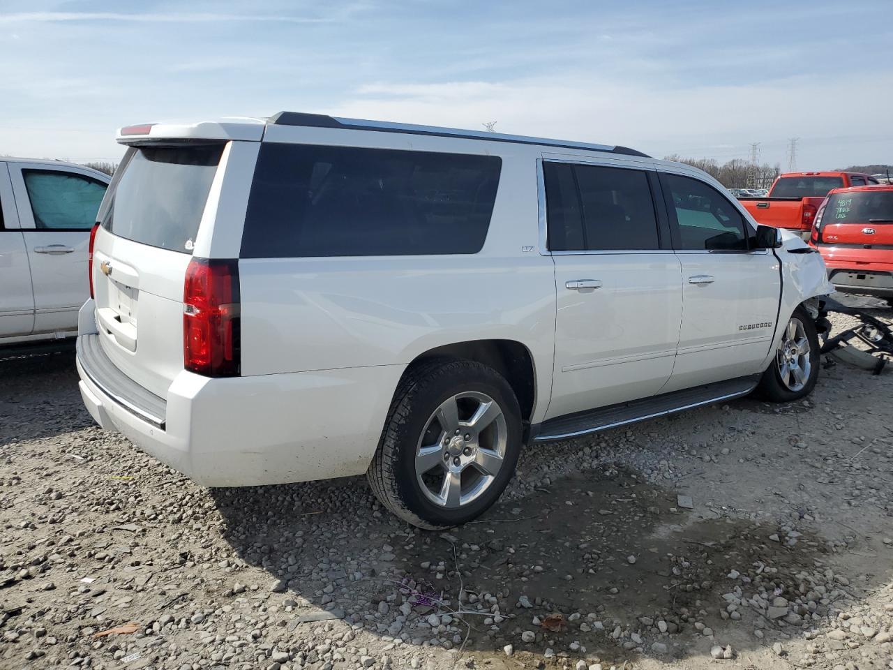 2016 CHEVROLET SUBURBAN C - Image 3