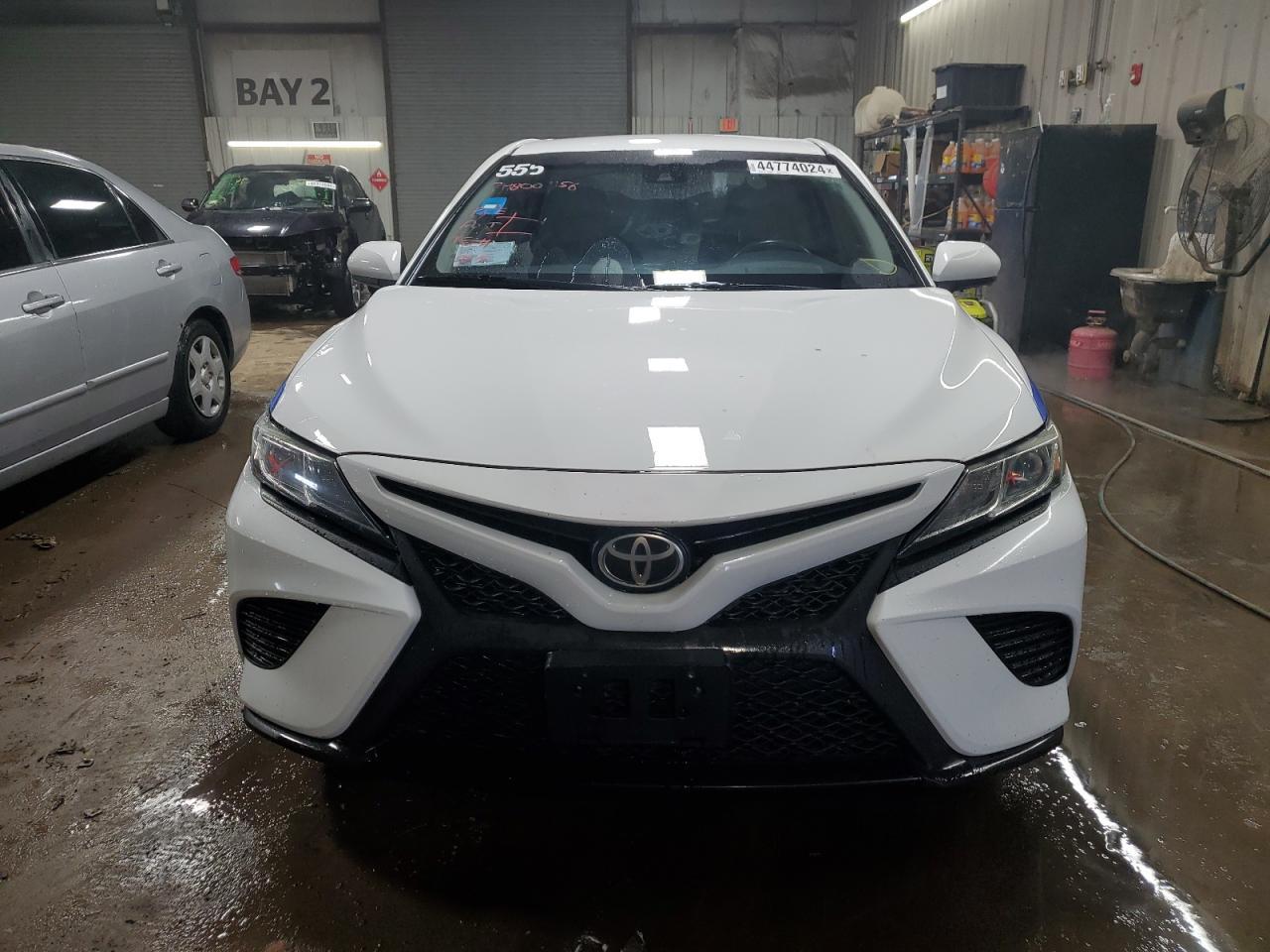2018 TOYOTA CAMRY L - Фото 5