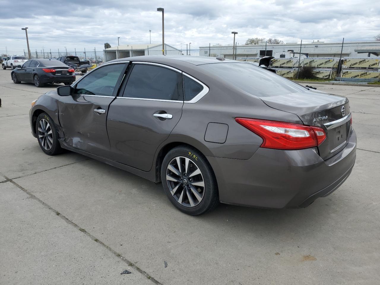 2017 NISSAN ALTIMA 2.5 - Image 2