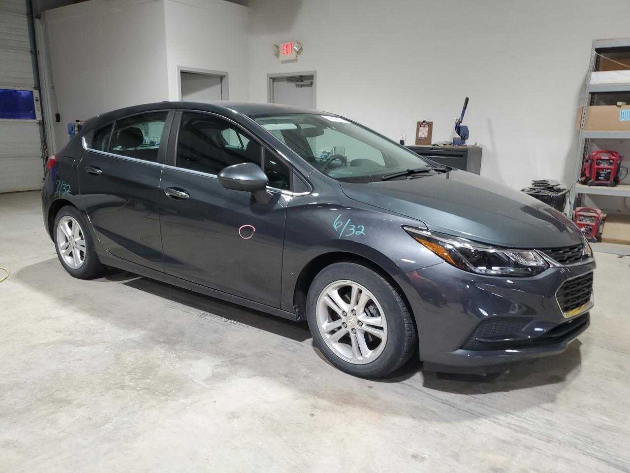 2017 CHEVROLET CRUZE LT - Image 4