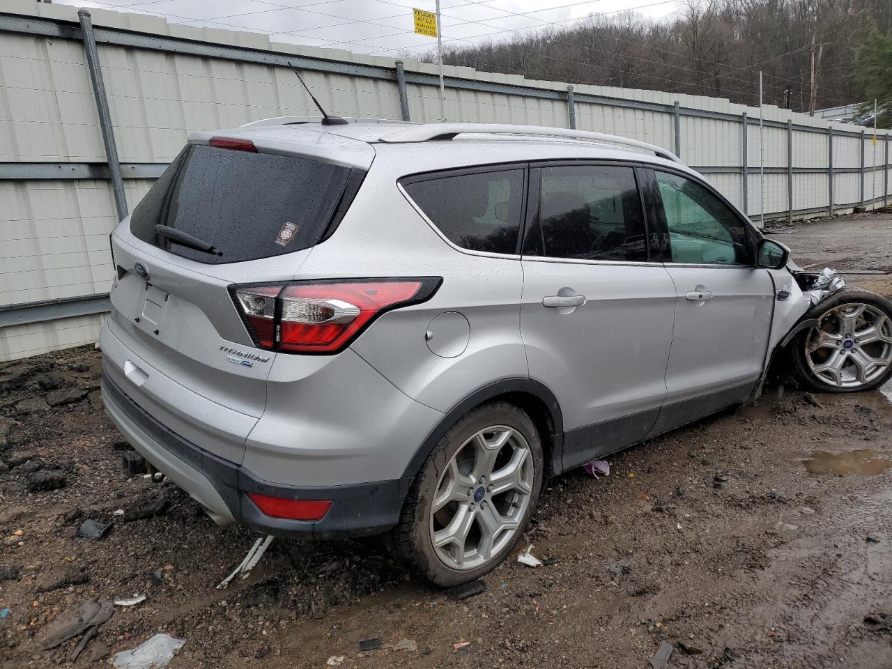 2017 FORD ESCAPE TIT - Image 3