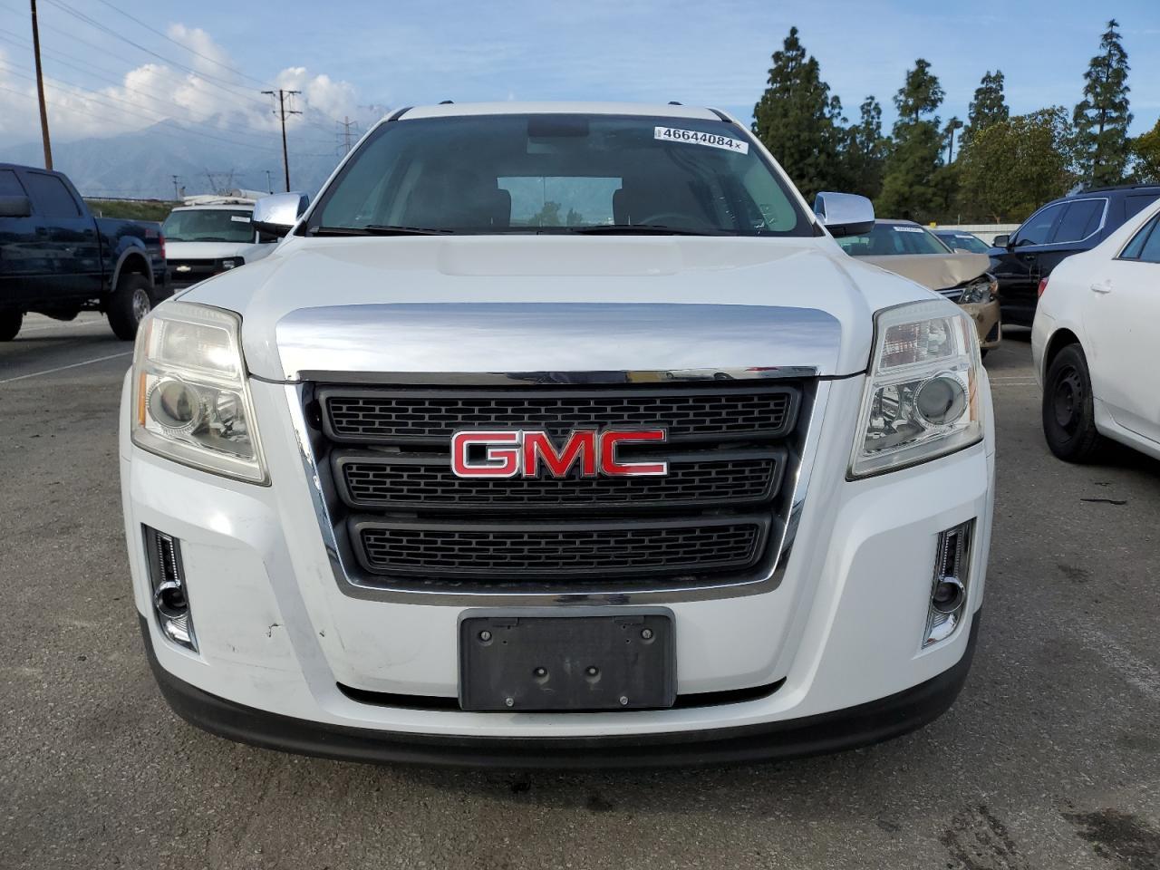 2014 GMC TERRAIN SL - Image 5