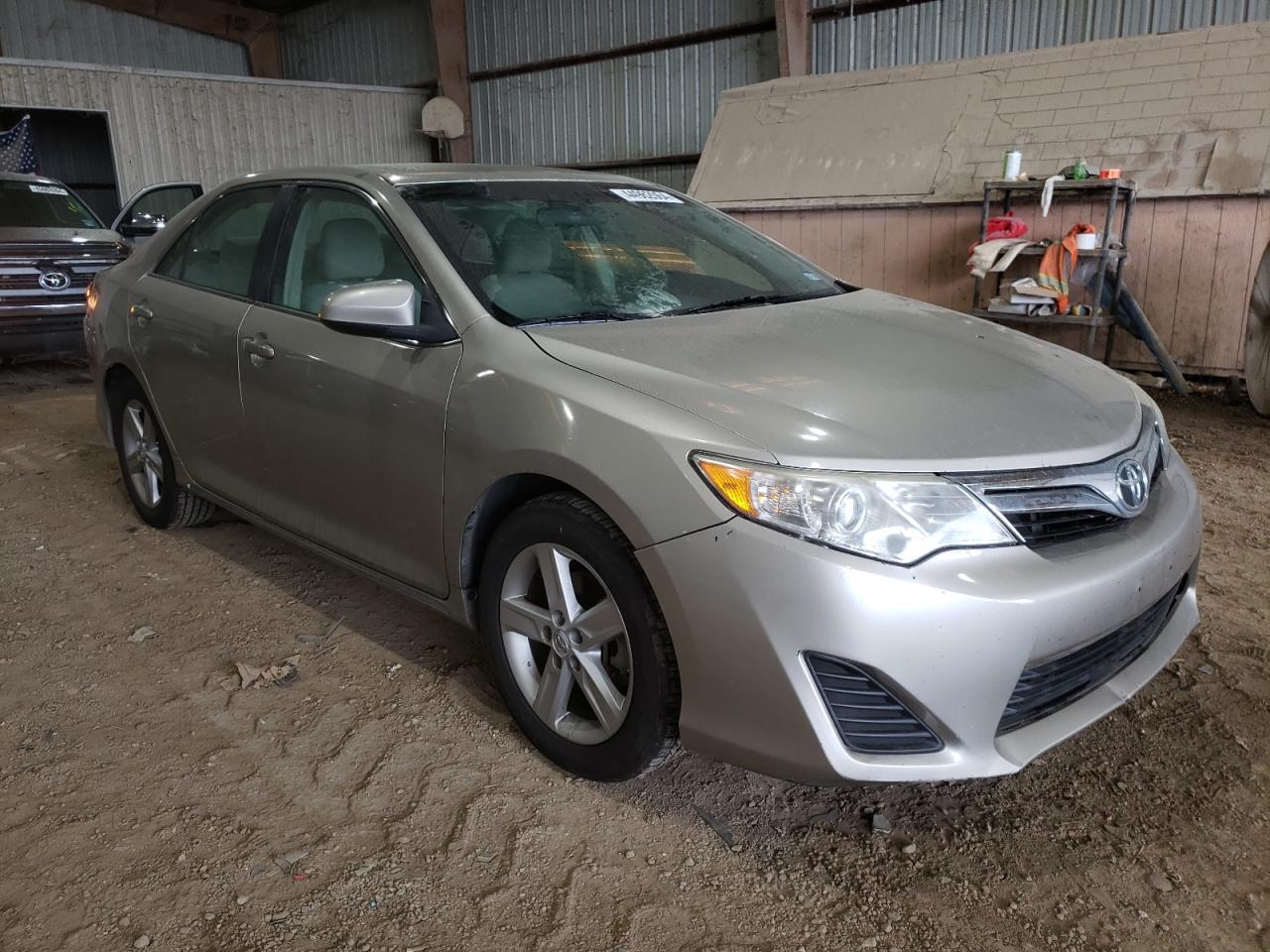 2013 TOYOTA CAMRY L - Image 4