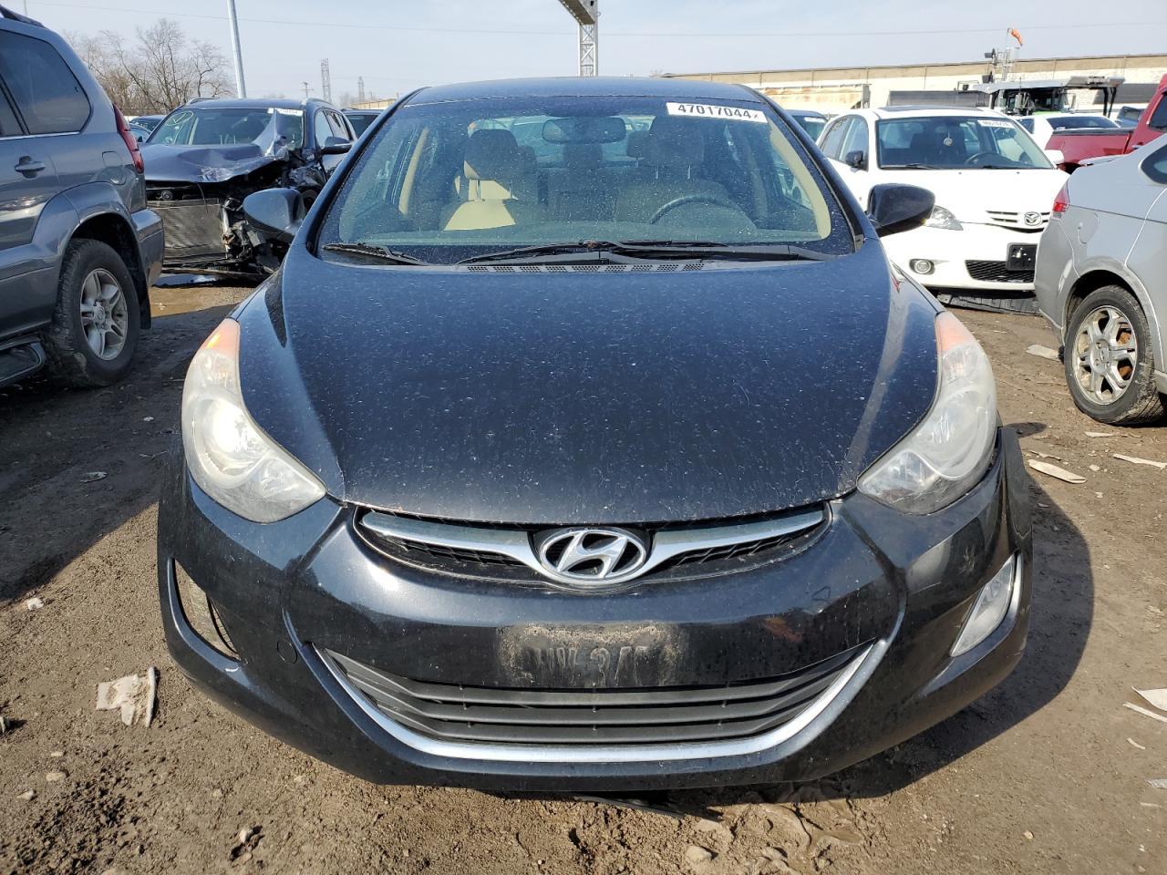 2013 HYUNDAI ELANTRA GL - Фото 5