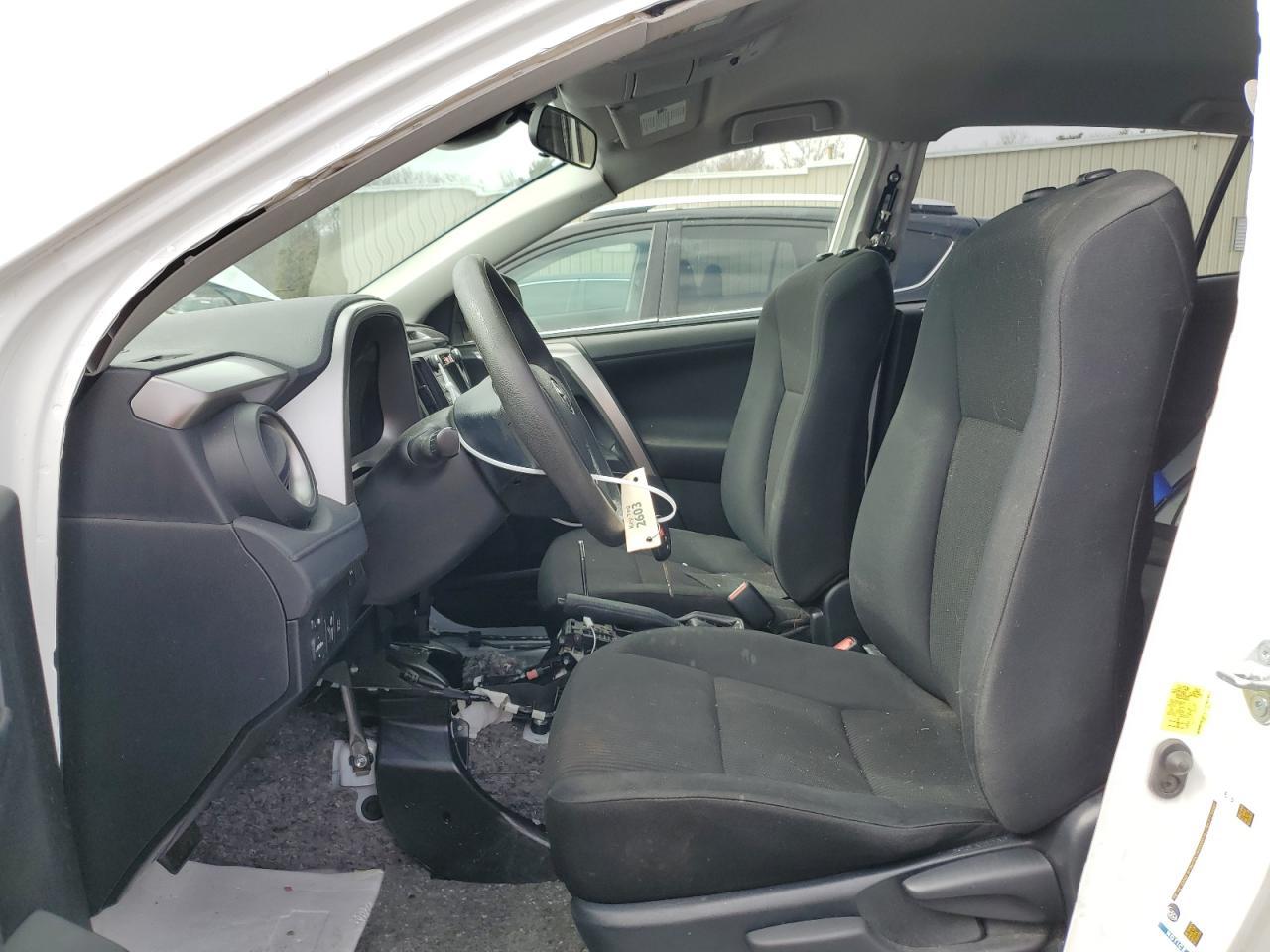 2017 TOYOTA RAV4 LE - Image 7