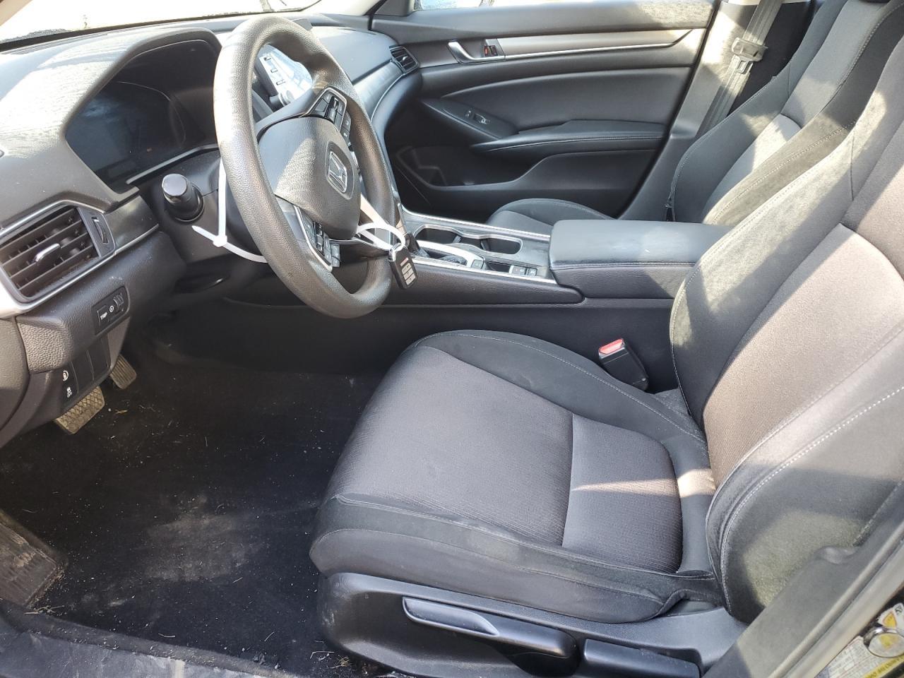 2018 HONDA ACCORD LX - Image 7