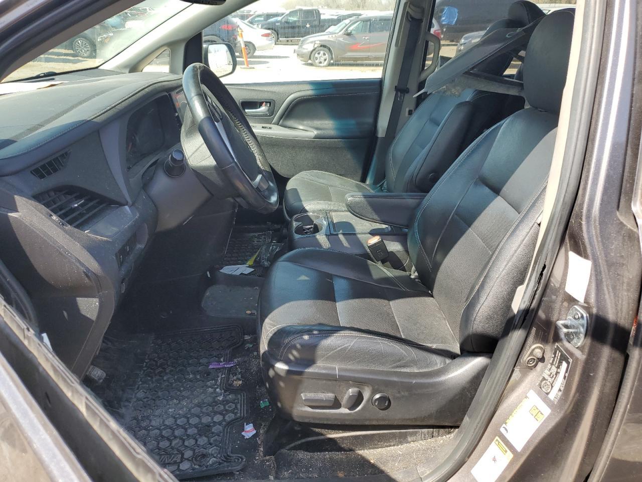 2015 TOYOTA SIENNA SPO - Фото 7