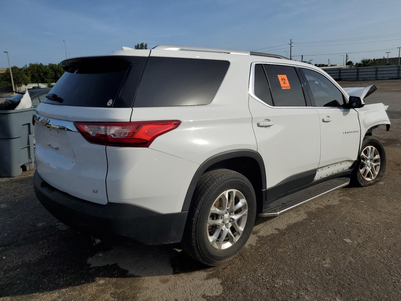 2018 CHEVROLET TRAVERSE L - Image 3
