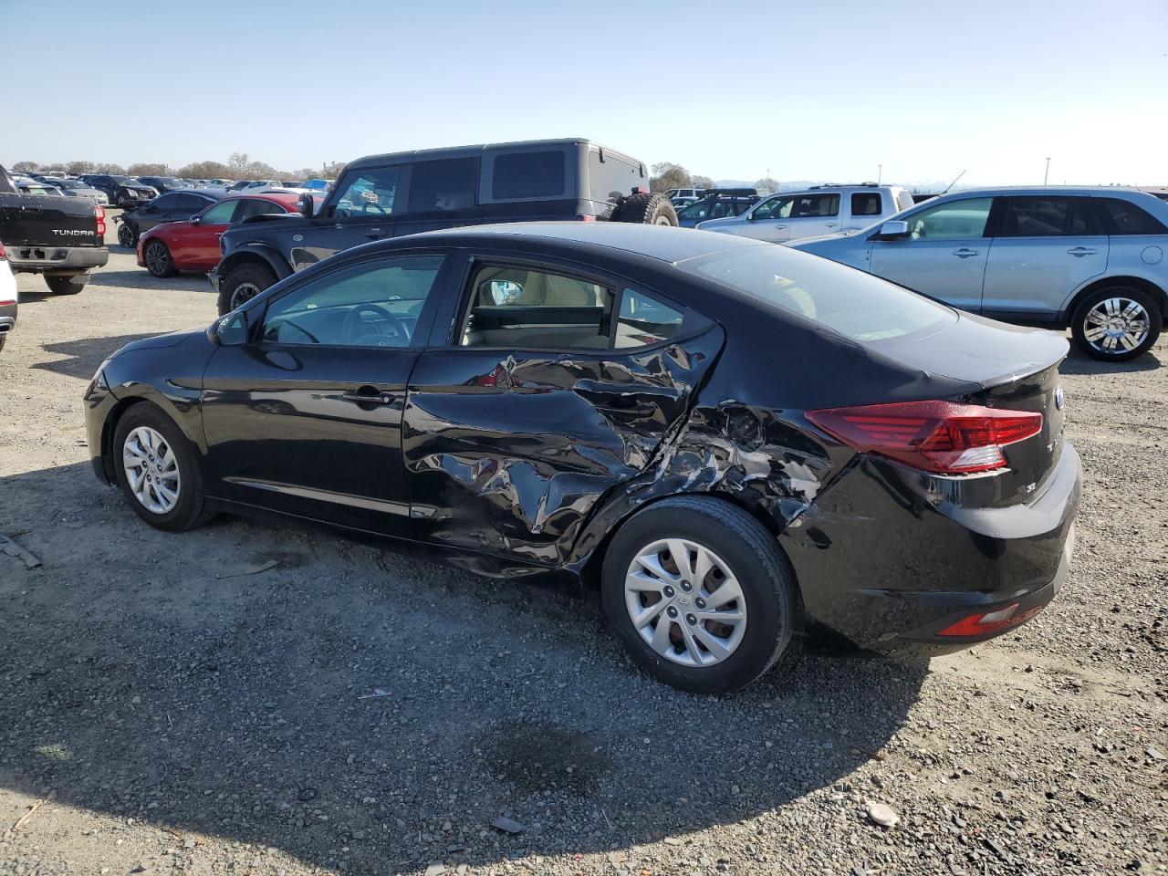 2019 HYUNDAI ELANTRA SE - Фото 2