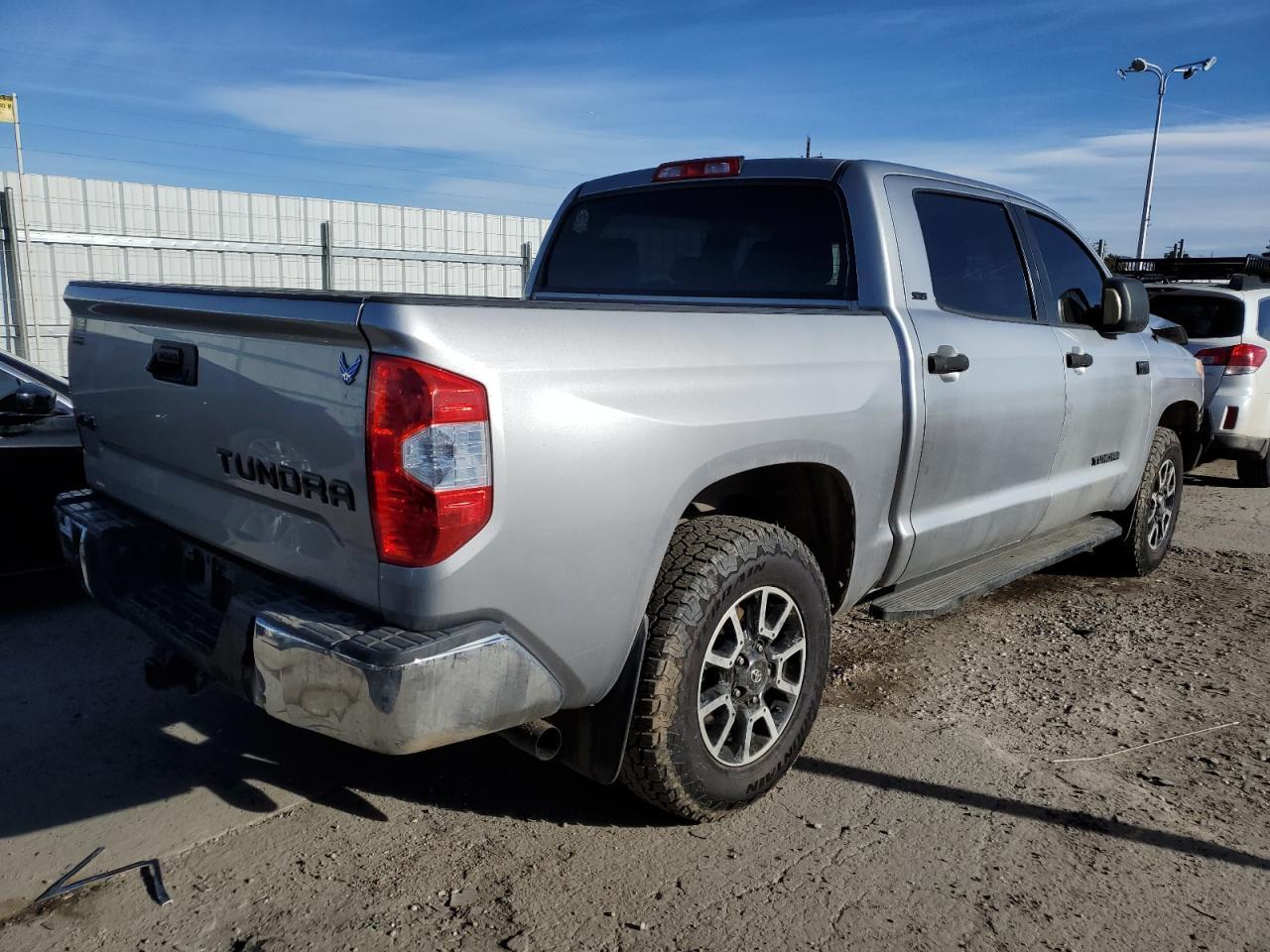 2015 TOYOTA TUNDRA CRE - Фото 3
