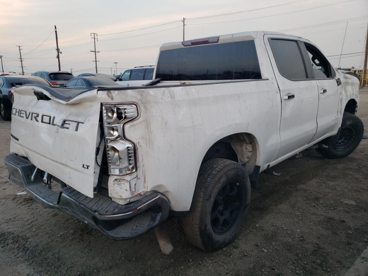 2019 CHEVROLET SILVERADO - Image 3