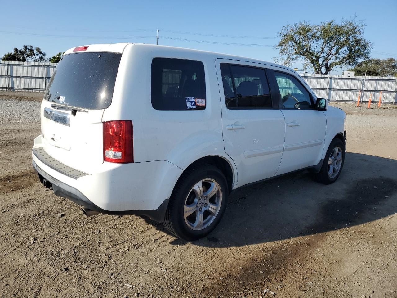 2015 HONDA PILOT EXL - Image 3