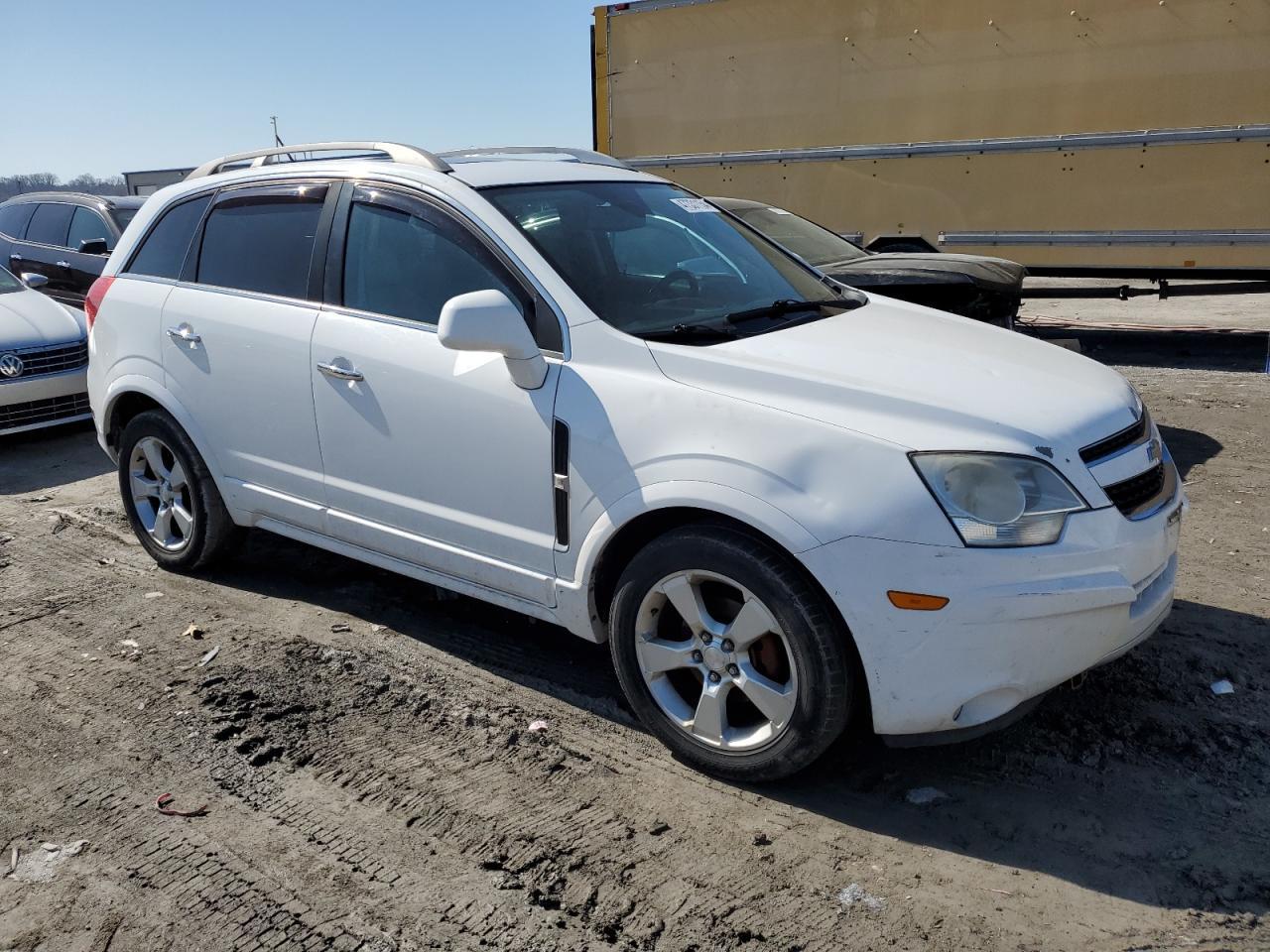 2013 CHEVROLET CAPTIVA LT - Image 4