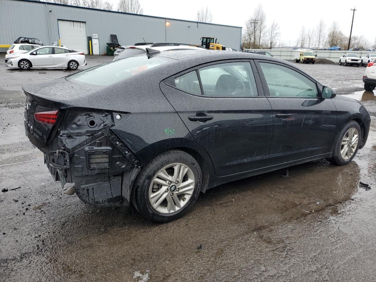 2019 HYUNDAI ELANTRA SE - Фото 3