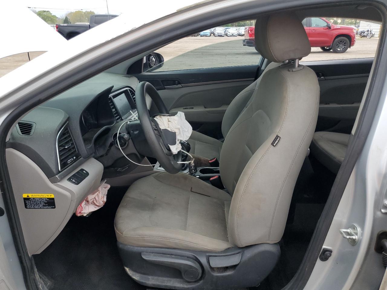 2017 HYUNDAI ELANTRA SE - Image 7