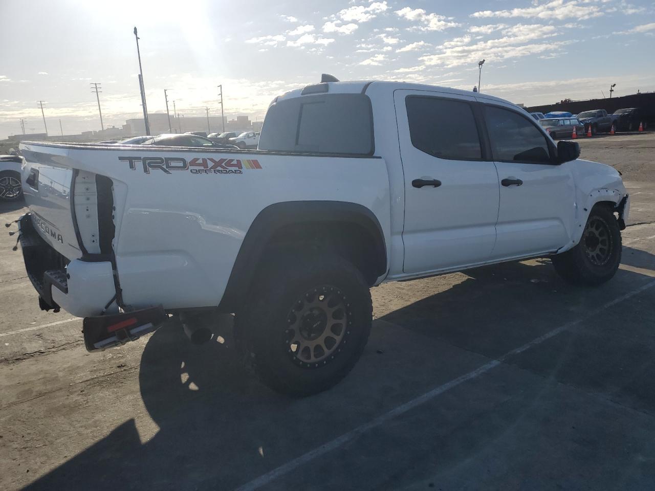 2020 TOYOTA TACOMA DOU - Image 3