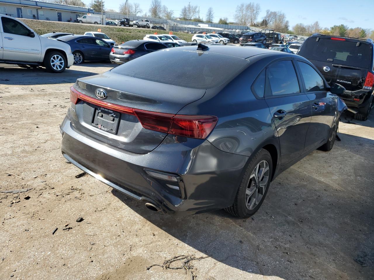 2021 KIA FORTE FE - Image 3