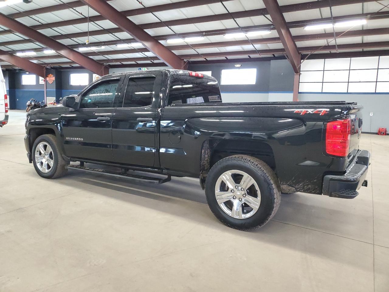 2019 CHEVROLET SILVERADO - Фото 2