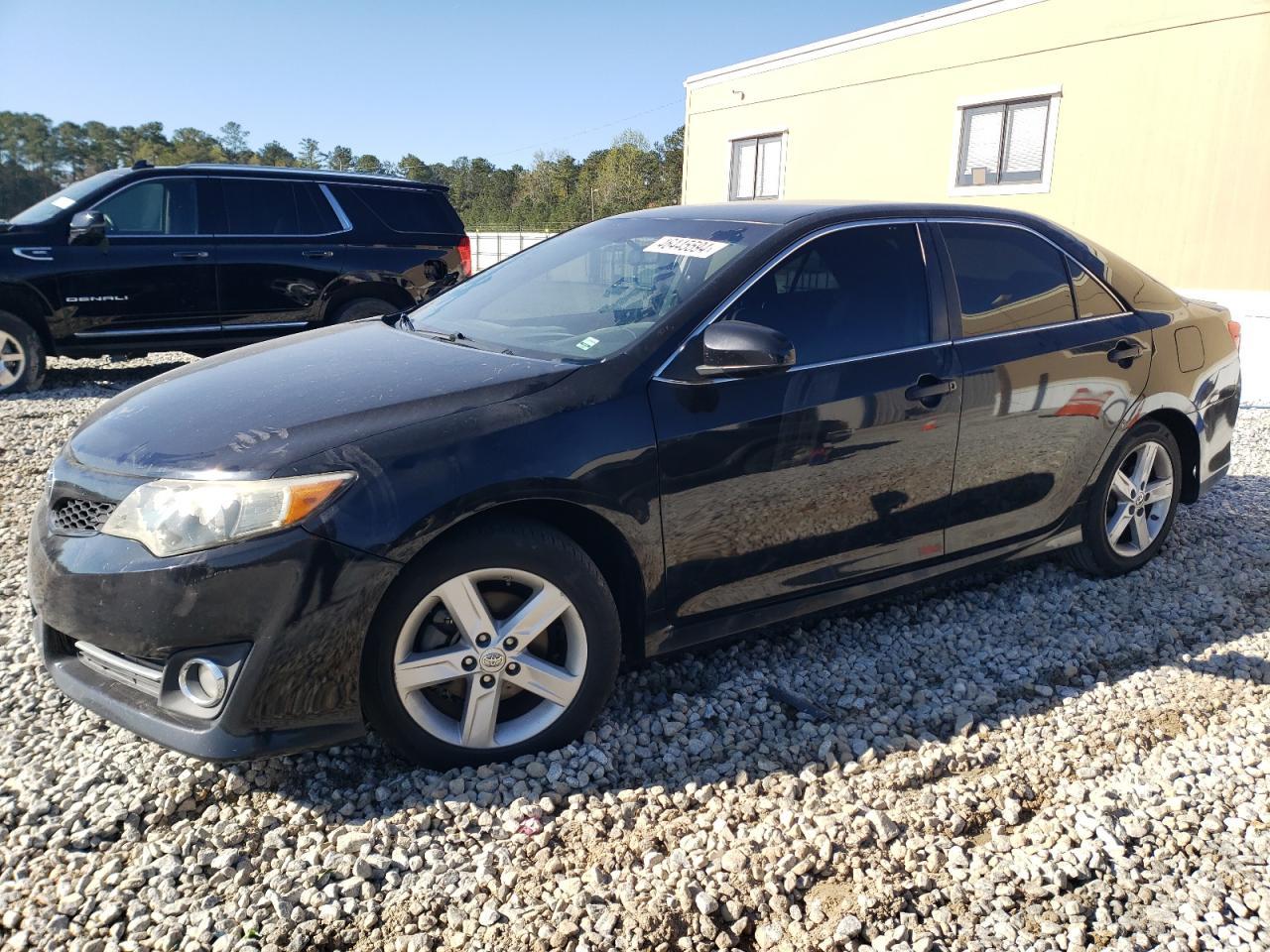 2013 TOYOTA CAMRY L