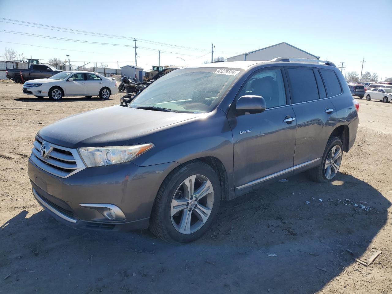 2011 TOYOTA HIGHLANDER