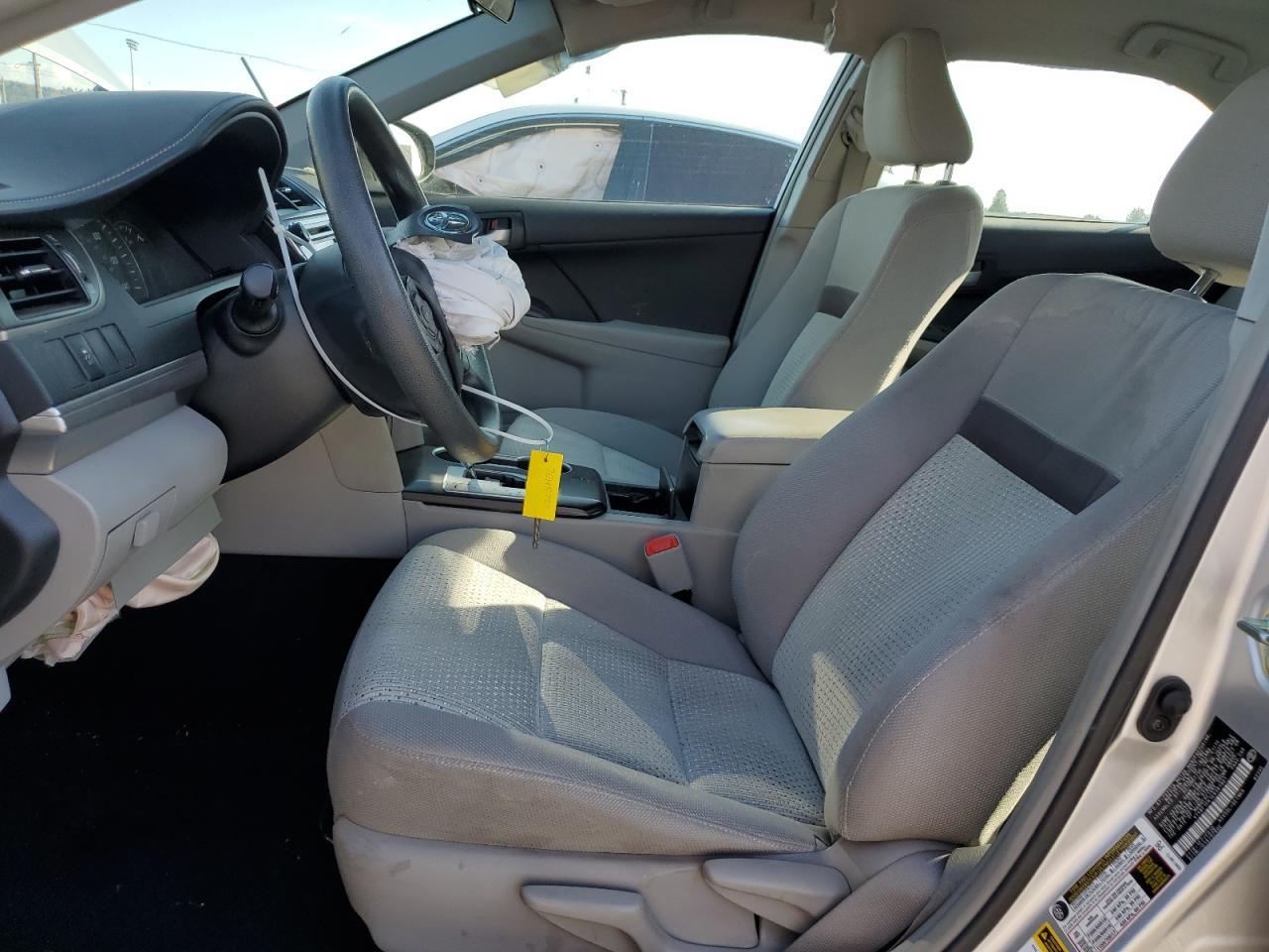 2014 TOYOTA CAMRY L - Фото 7
