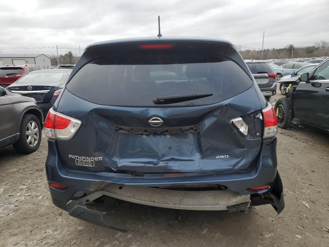 2013 NISSAN PATHFINDER - Фото 6