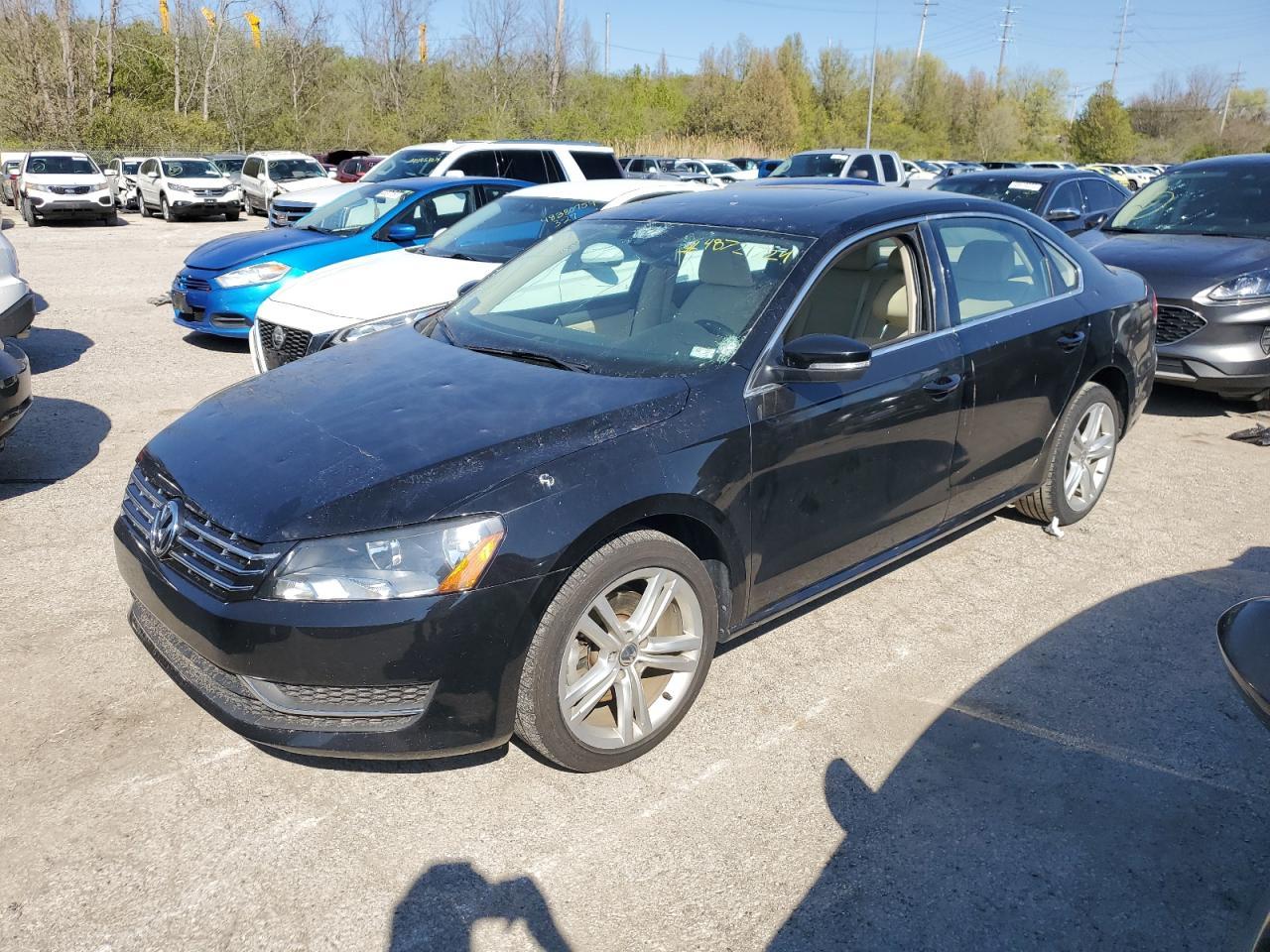 2014 VOLKSWAGEN PASSAT SE car image