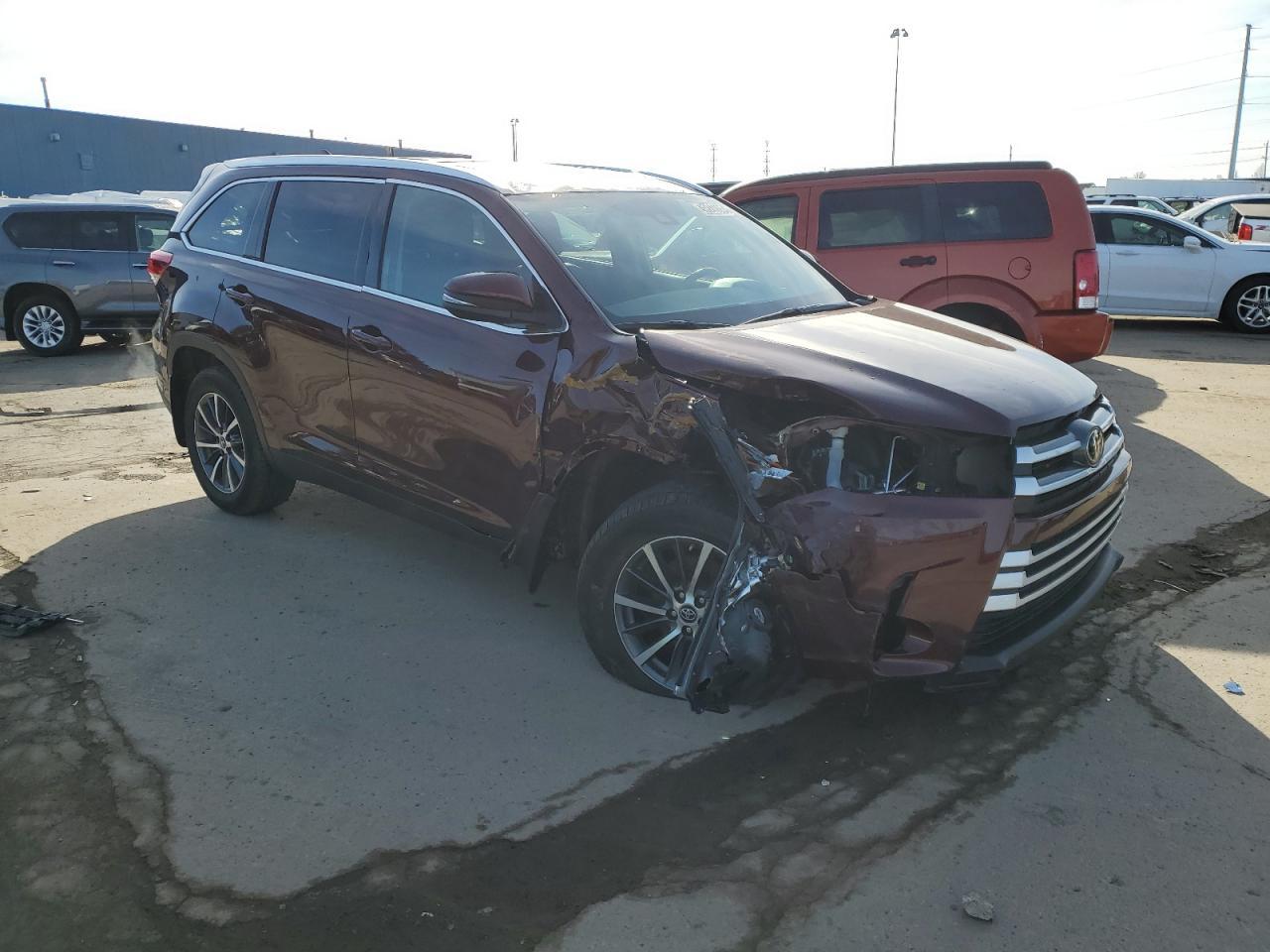 2019 TOYOTA HIGHLANDER - Image 4