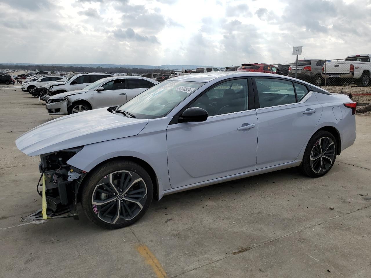 2024 NISSAN ALTIMA SR