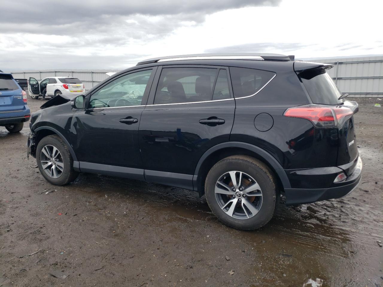 2017 TOYOTA RAV4 XLE - Image 2