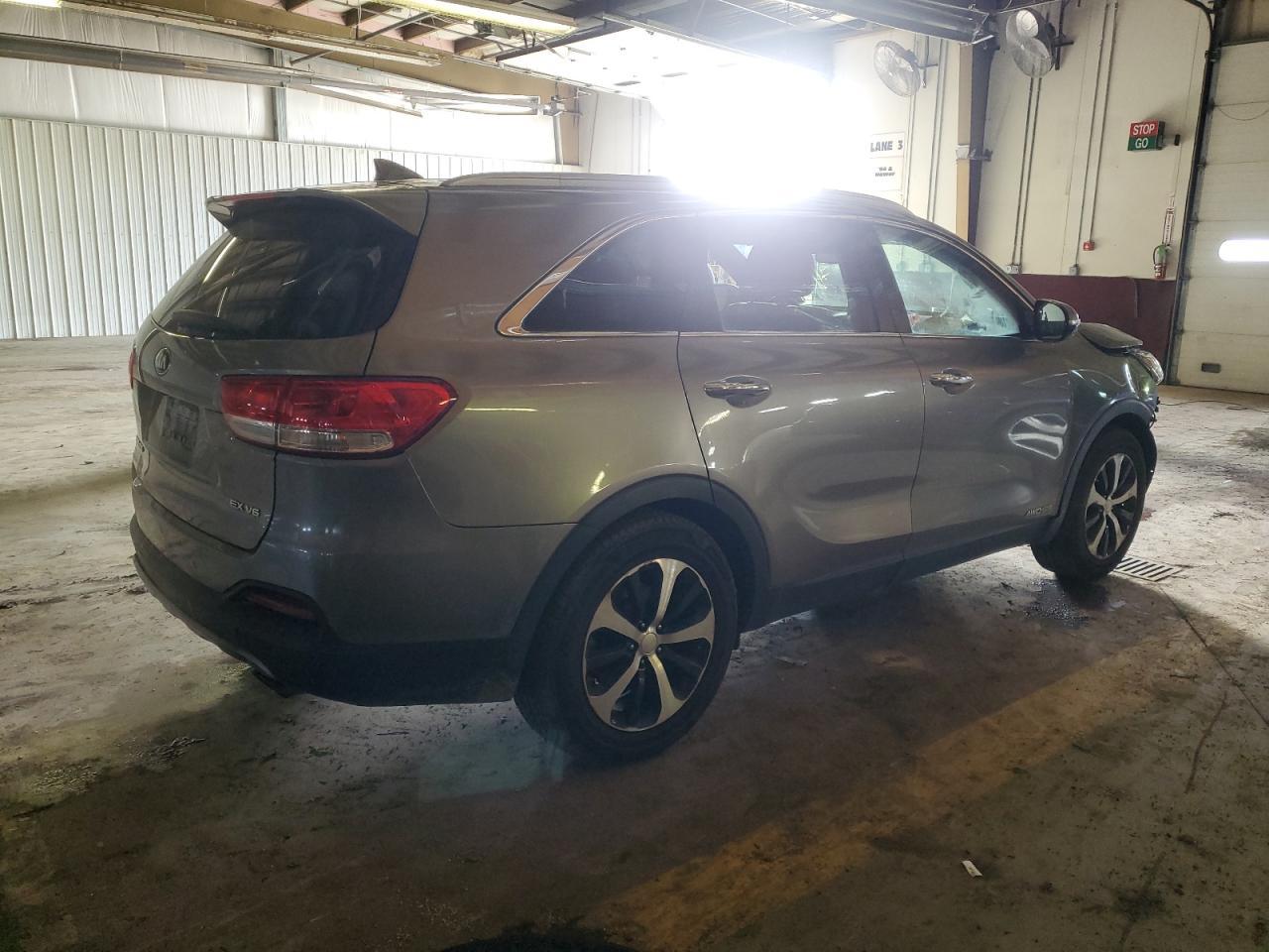 2016 KIA SORENTO EX - Image 3