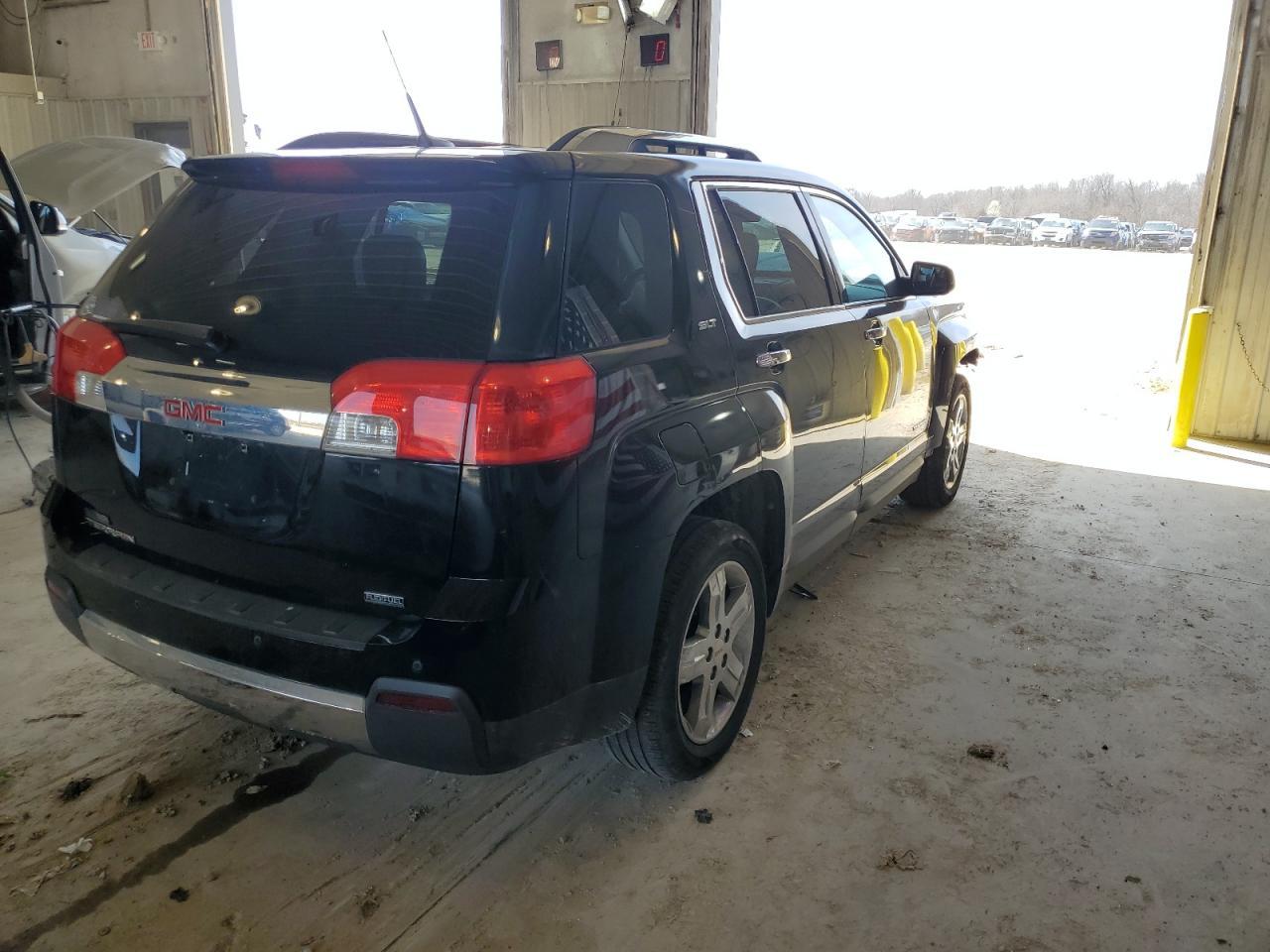 2012 GMC TERRAIN SL - Image 3