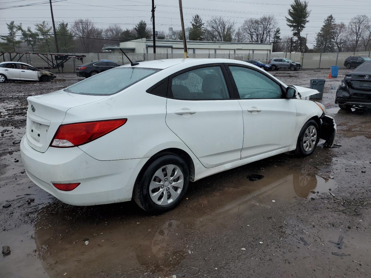 2015 HYUNDAI ACCENT GLS - Фото 3